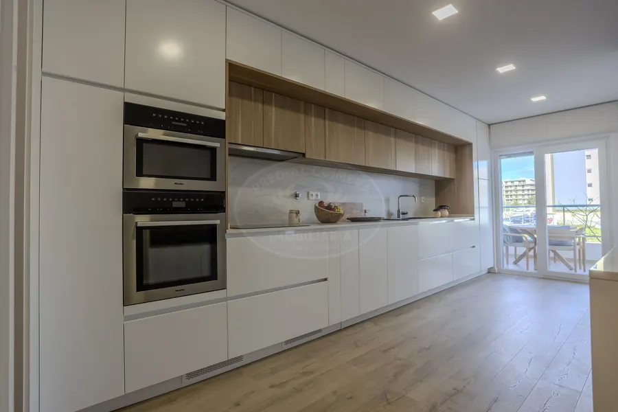 Apartamento T3+1 DUPLEX acabado de construir no Montijo
