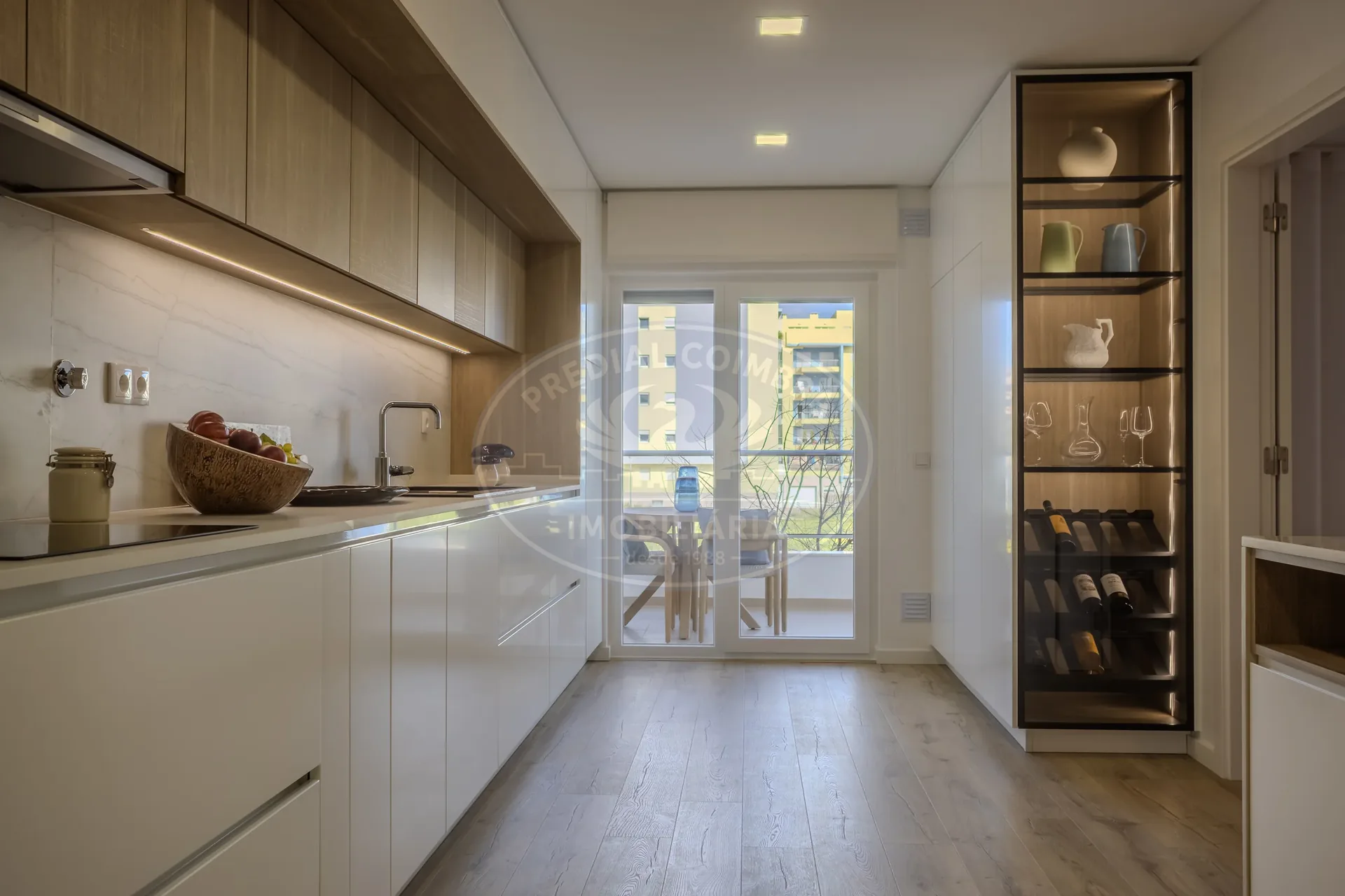 Apartamento T3+1 DUPLEX acabado de construir no Montijo