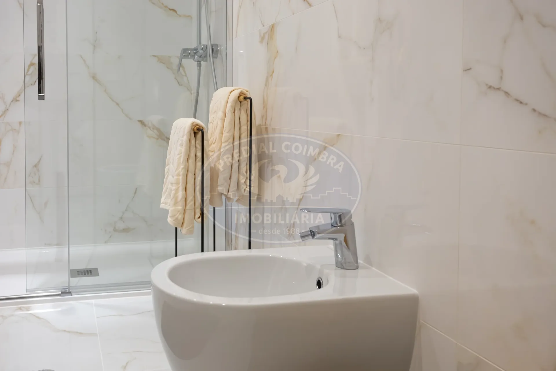 Apartamento T3+1 DUPLEX acabado de construir no Montijo