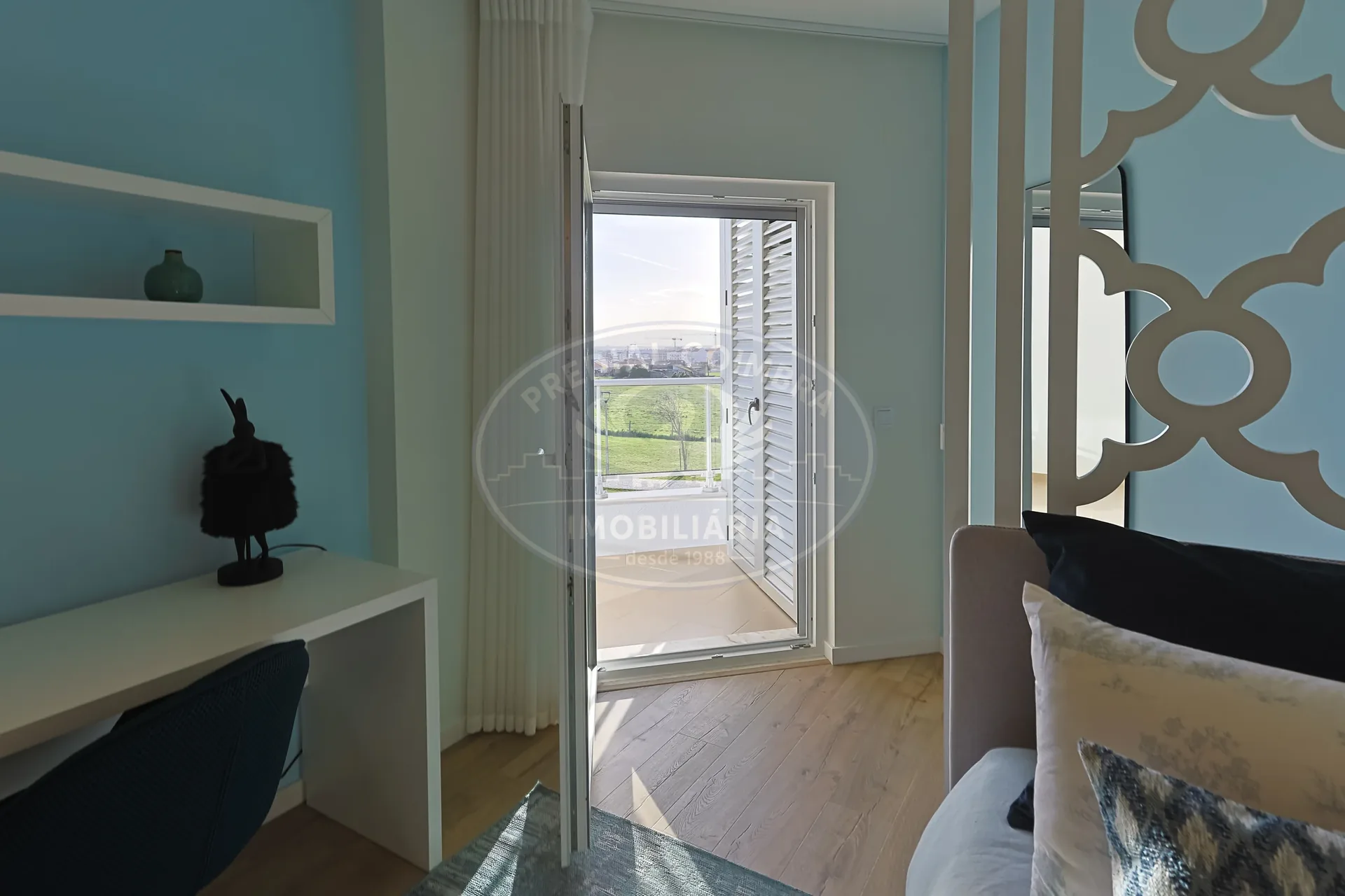Apartamento T3+1 DUPLEX acabado de construir no Montijo