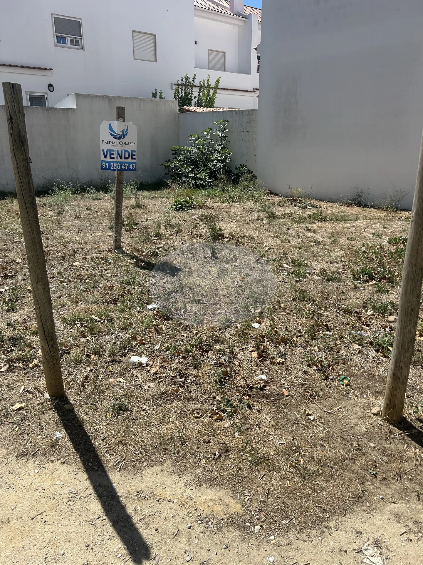 Plot of land in Quinta do Saldanha suitable for building